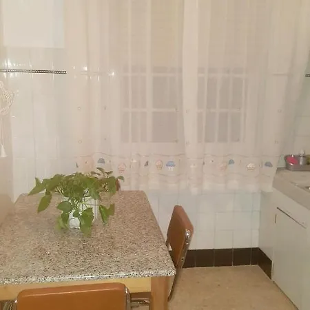 House With 3 Bedrooms In Pontevedra With Wonderful Sea View And Enclosed Garden 50 M From The Beach * Pontevedra