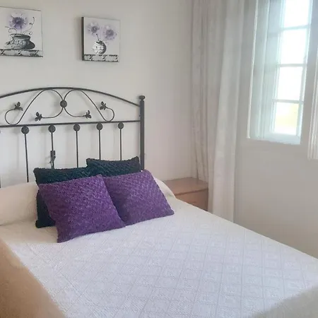 House With 3 Bedrooms In Pontevedra With Wonderful Sea View And Enclosed Garden 50 M From The Beach Сasa de vacaciones *