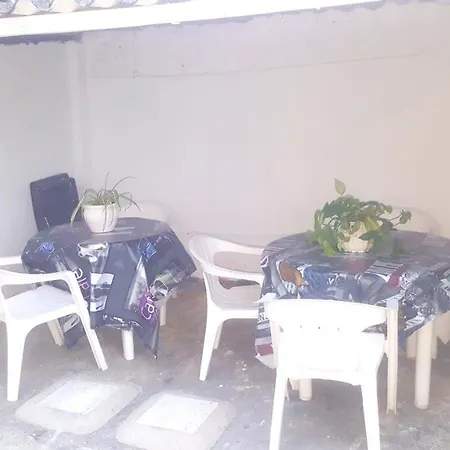 House With 3 Bedrooms In Pontevedra With Wonderful Sea View And Enclosed Garden 50 M From The Beach Сasa de vacaciones