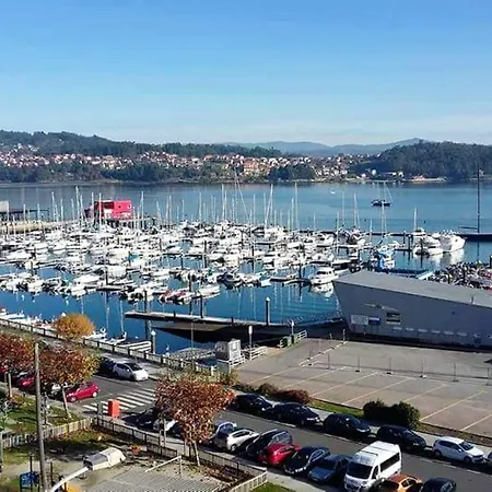 Сasa de vacaciones House With 3 Bedrooms In Pontevedra With Wonderful Sea View And Enclosed Garden 50 M From The Beach